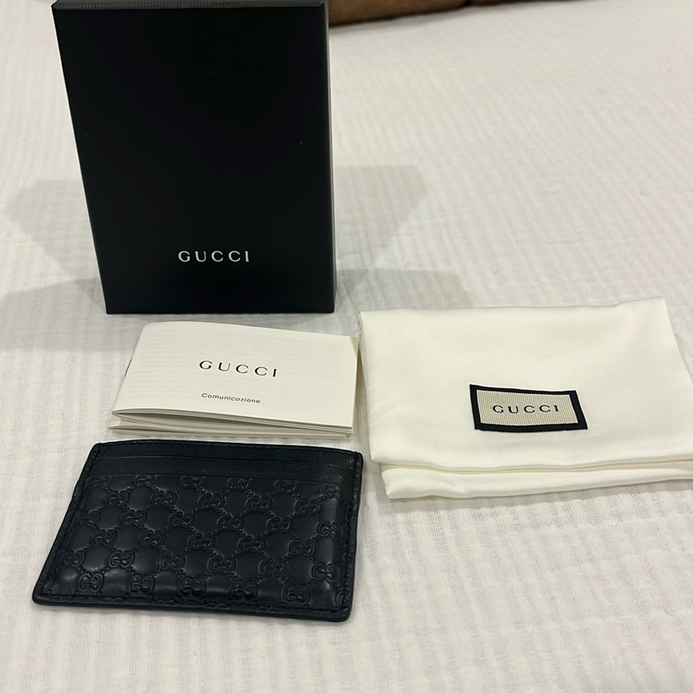 Authentic Gucci Black Leather Card Holder
